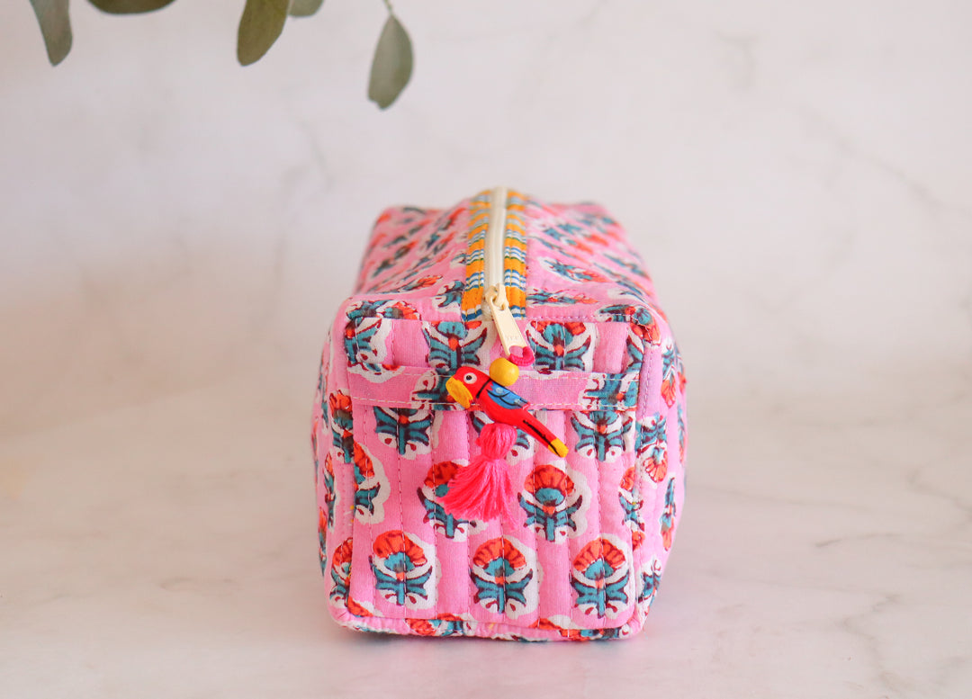 Medium Cosmetic bag - Travel Make up bag - Pink ditsy floral