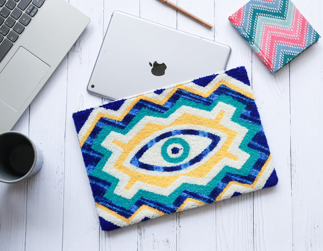 Embroidered iPad sleeves - Laptop cover - Evil Eye - 11 inches