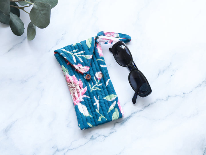 Quilted Sunglasses case - Spectacle cover - Blue Lotus