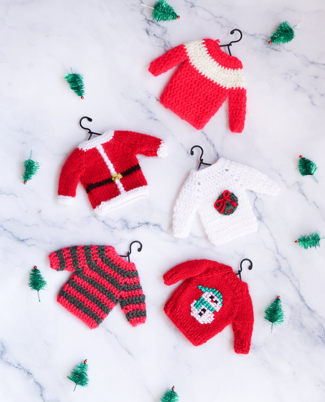 Christmas mini Sweater ornaments - Hand knitted little sweaters - Set of 5