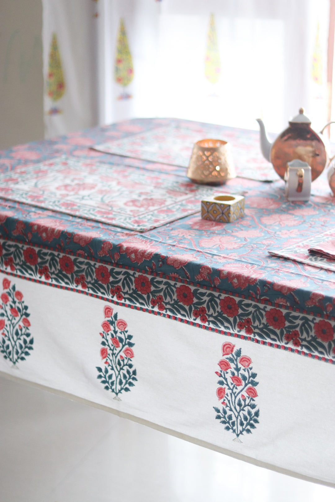 Blushing Bloom tablecloth - 6 seater block print table cover - 60x90 inches