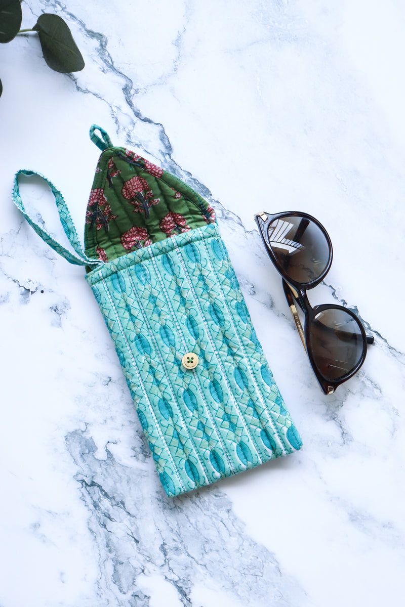 Quilted Sunglasses case - Spectacle cover -Green geometric stripes